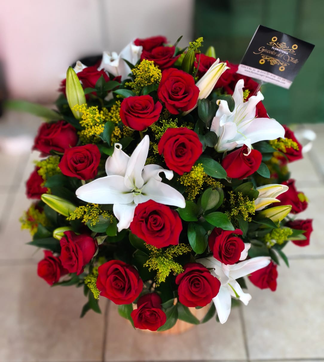 Lirios y Rosas