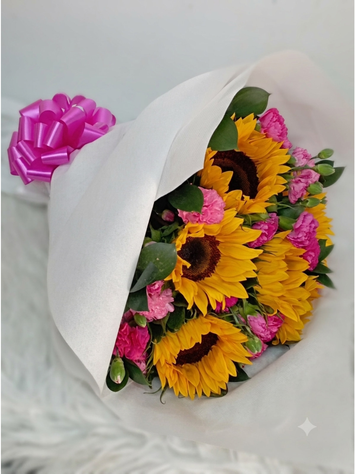 Girasoles y Claveles — flores a domicilio Cali | CaliFloral